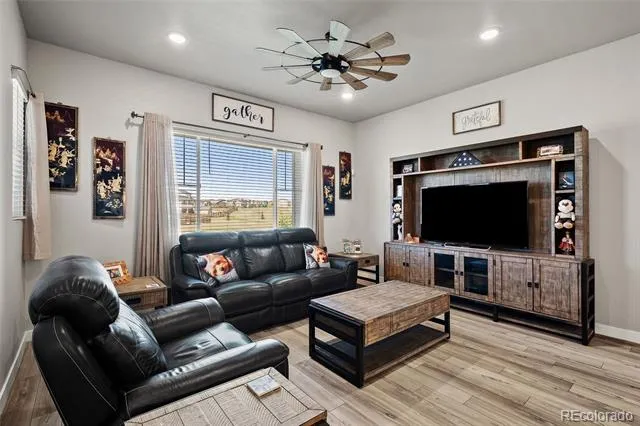 5165 Lake Terrace Lane Longmont, CO 80504