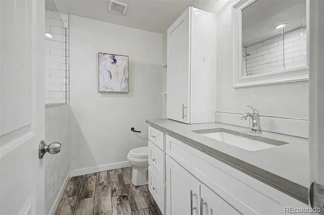 1140 S Wolff Street Denver, CO 80219