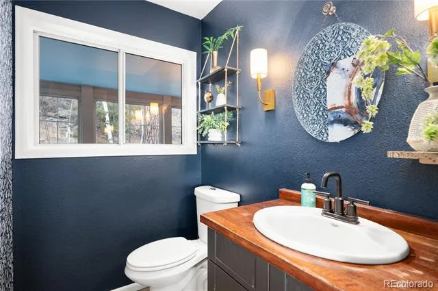 11740 BacaRD Road Conifer, CO 80433