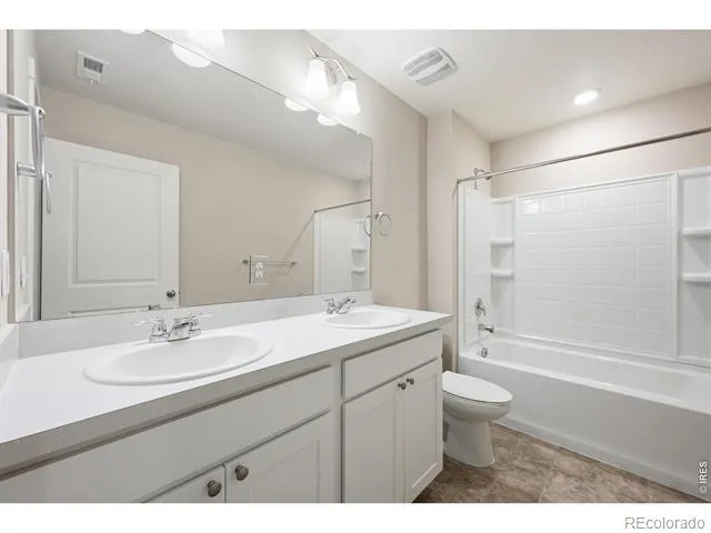2595 Wren Drive Johnstown, CO 80534