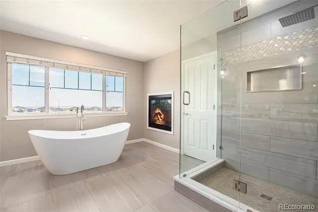 24871 E Ontario Drive Aurora, CO 80016