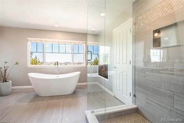 24871 E Ontario Drive Aurora, CO 80016