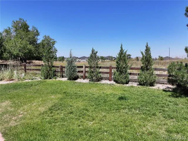24871 E Ontario Drive Aurora, CO 80016
