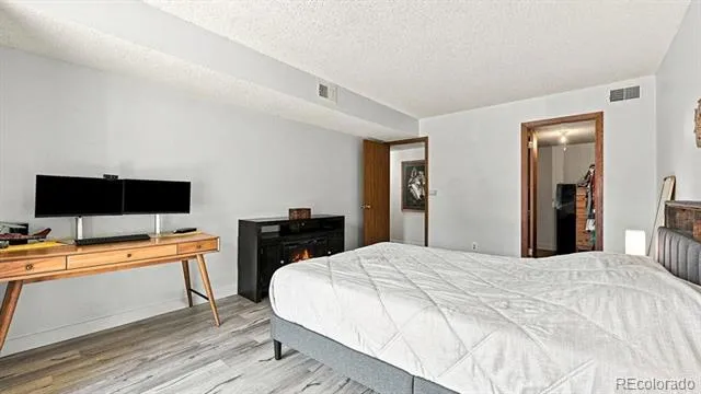 540 S Forest Street #10-103 Denver, CO 80246
