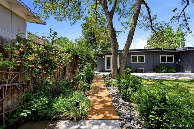 1360 S Dahlia Street Denver, CO 80222