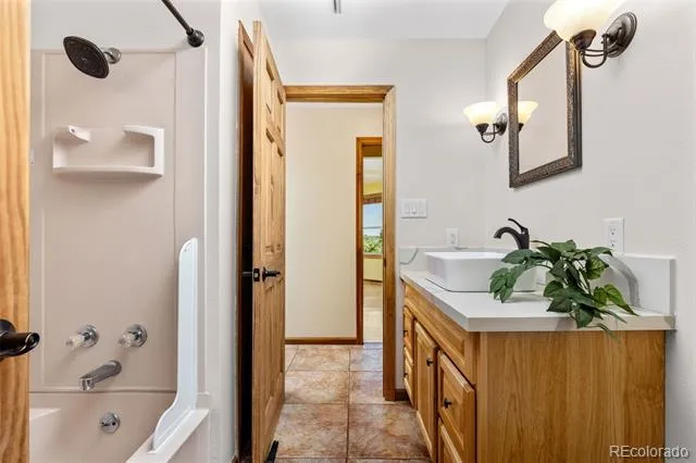 5821 W County Road 8e Berthoud, CO 80513