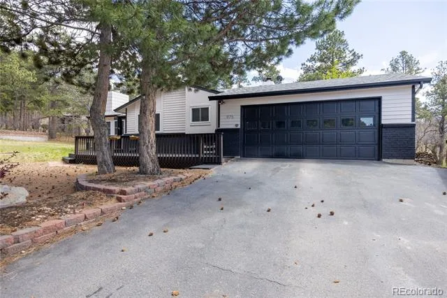 975 Tari Drive Colorado Springs, CO 80921