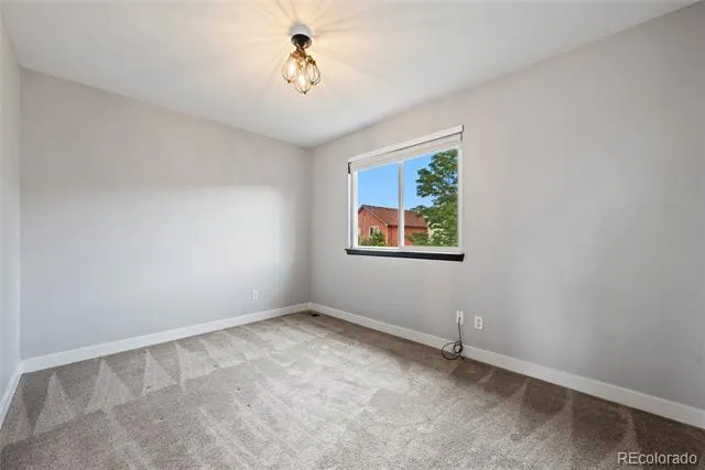 5064 Durham Court Denver, CO 80239