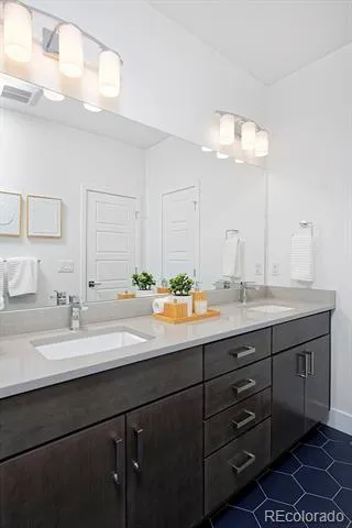3277 W Frances Walsh Place Denver, CO 80236