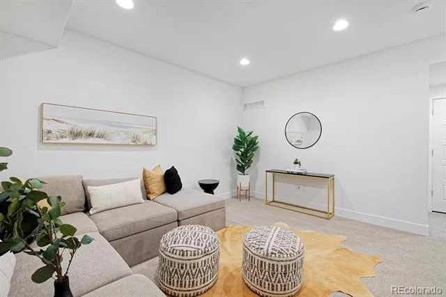 3277 W Frances Walsh Place Denver, CO 80236