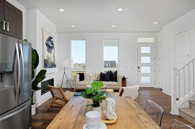 3277 W Frances Walsh Place Denver, CO 80236