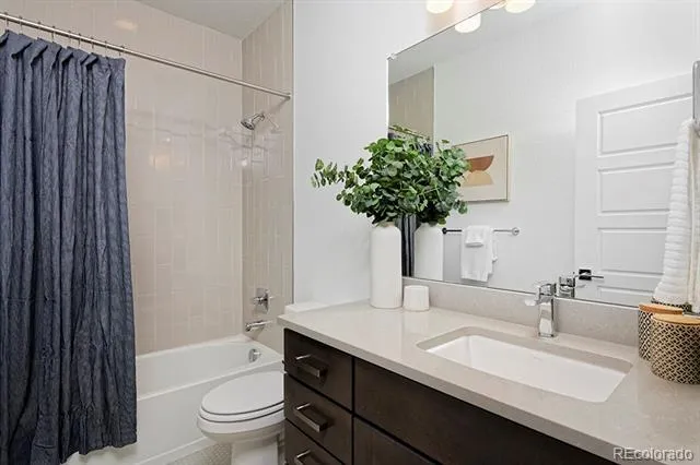 3277 W Frances Walsh Place Denver, CO 80236