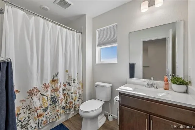 608 Bersshine Court Aurora, CO 80137