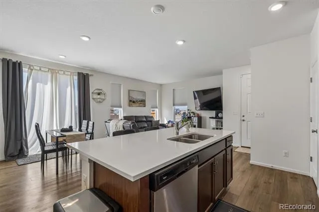 608 Bersshine Court Aurora, CO 80137