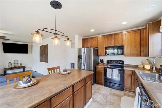 7816 Guinness Way Colorado Springs, CO 80951