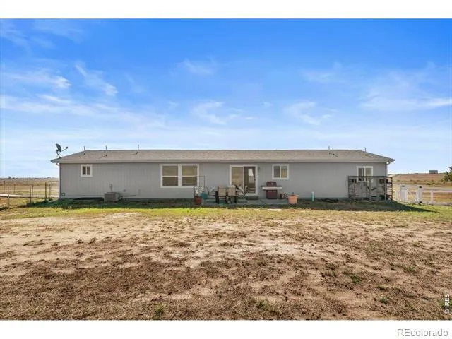54435 County Road 21 Carr, CO 80612
