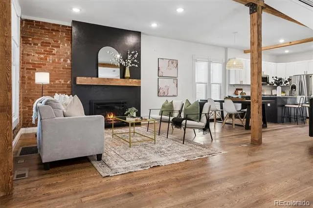 1004 S Pennsylvania Street Denver, CO 80209