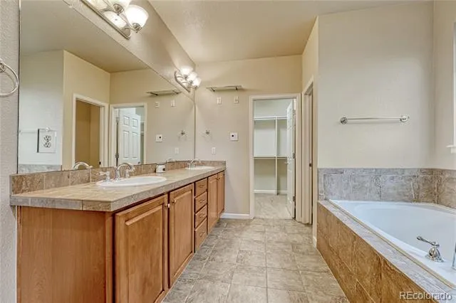 12077 S Wanderlust Way Parker, CO 80138