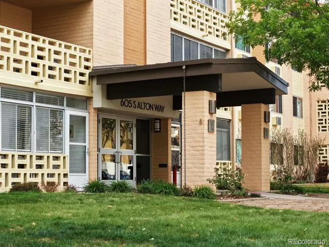 605 S Alton Way #12C Denver, CO 80247