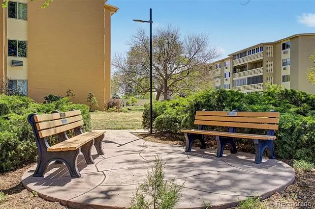 605 S Alton Way #12C Denver, CO 80247