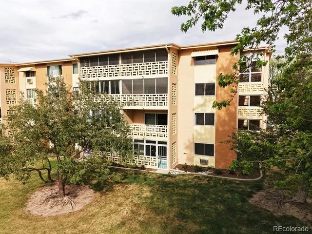 605 S Alton Way #12C Denver, CO 80247