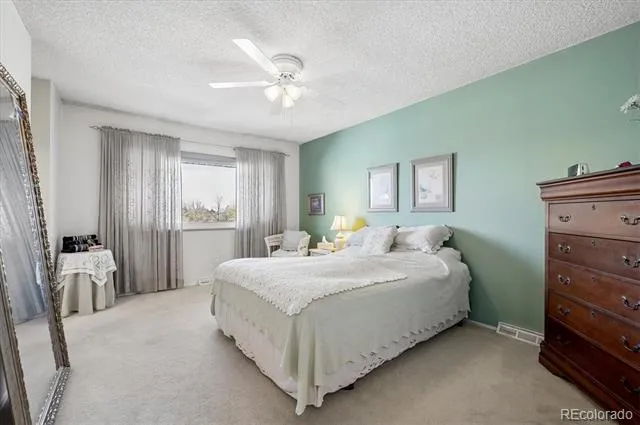7335 W Maple Drive Lakewood, CO 80226