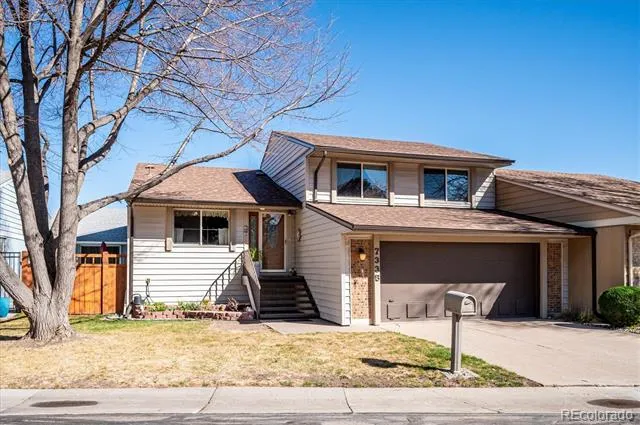7335 W Maple Drive Lakewood, CO 80226