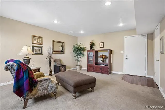 7335 W Maple Drive Lakewood, CO 80226