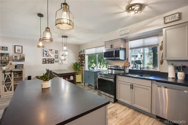 39 S Nome Street Aurora, CO 80012