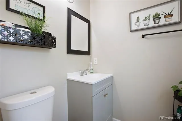 39 S Nome Street Aurora, CO 80012