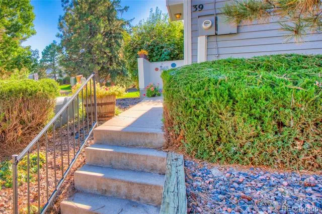 39 S Nome Street Aurora, CO 80012