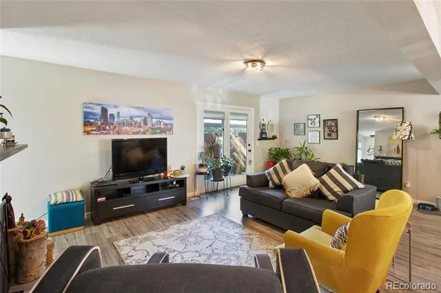 39 S Nome Street Aurora, CO 80012
