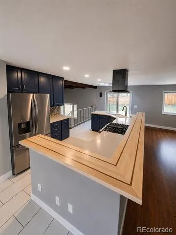 2443 S Carr Court Lakewood, CO 80227