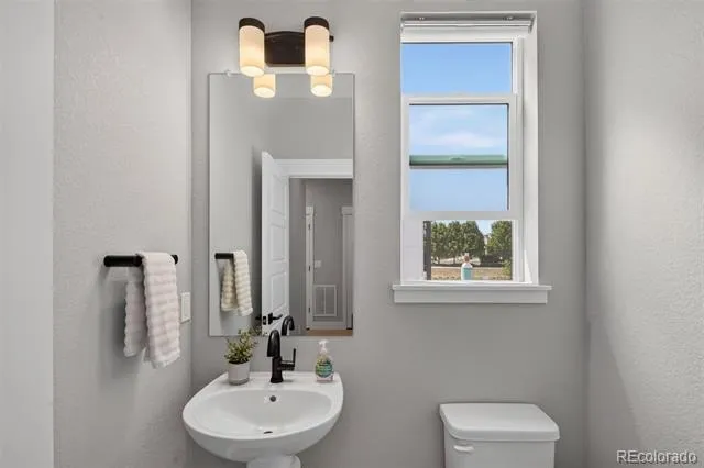 2758 W 167th Place Broomfield, CO 80023