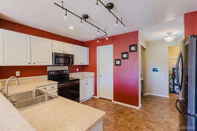 6345 Naturita Trail Colorado Springs, CO 80922
