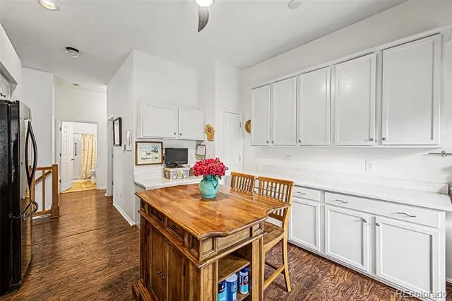 10007 E Hawaii Place Denver, CO 80247