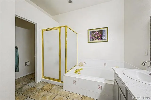 10007 E Hawaii Place Denver, CO 80247