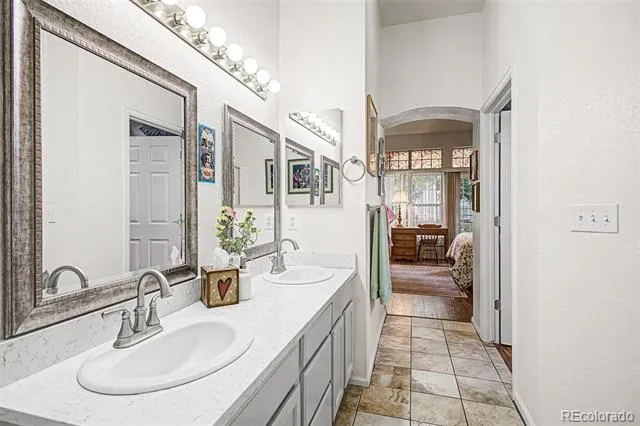 10007 E Hawaii Place Denver, CO 80247
