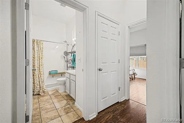 10007 E Hawaii Place Denver, CO 80247