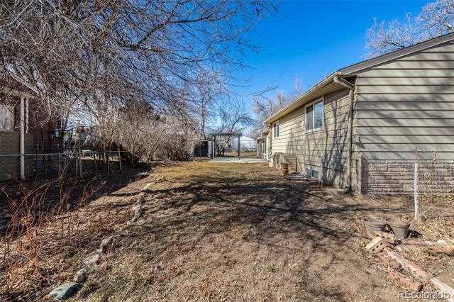 3110 W Bear Creek Drive Englewood, CO 80110