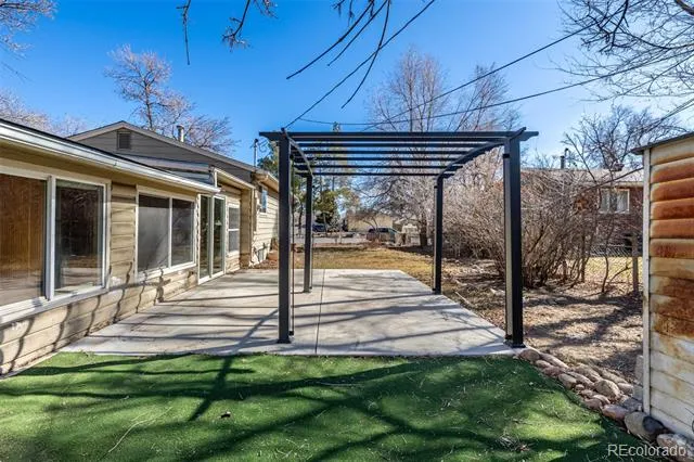 3110 W Bear Creek Drive Englewood, CO 80110