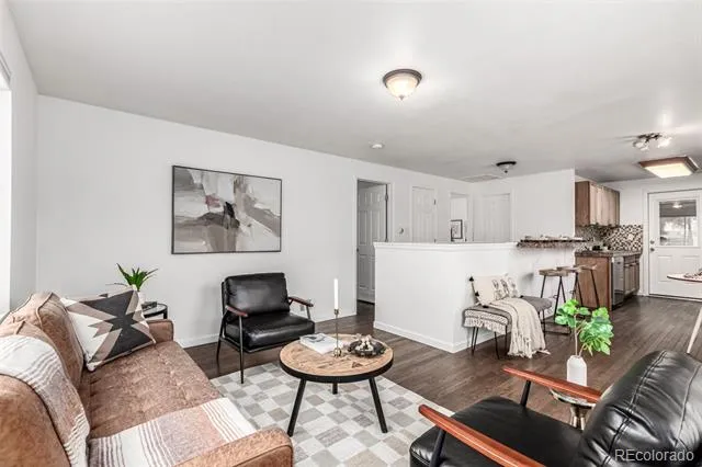 3110 W Bear Creek Drive Englewood, CO 80110
