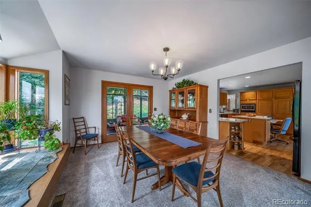 5581 Osage Place Larkspur, CO 80118