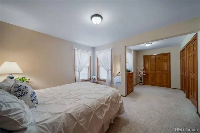 5581 Osage Place Larkspur, CO 80118
