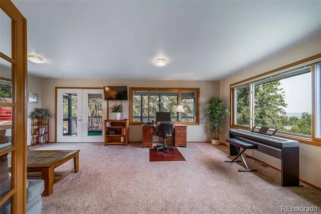 5581 Osage Place Larkspur, CO 80118