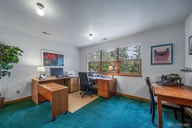 5581 Osage Place Larkspur, CO 80118