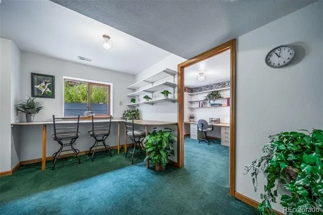 5581 Osage Place Larkspur, CO 80118