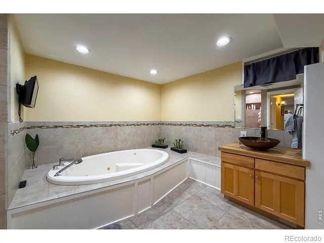 760 Francis Street Longmont, CO 80501