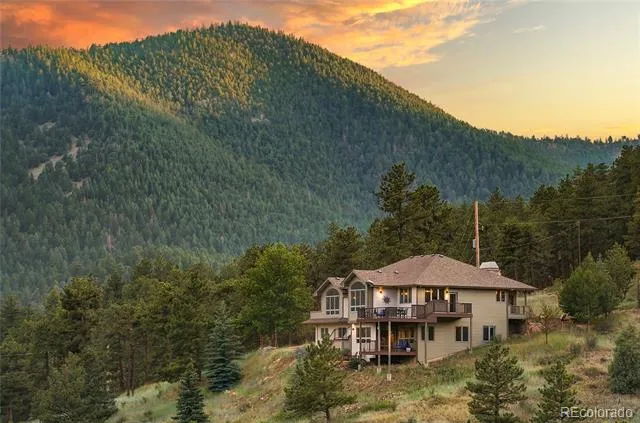 16 Camino Bosque Boulder, CO 80302