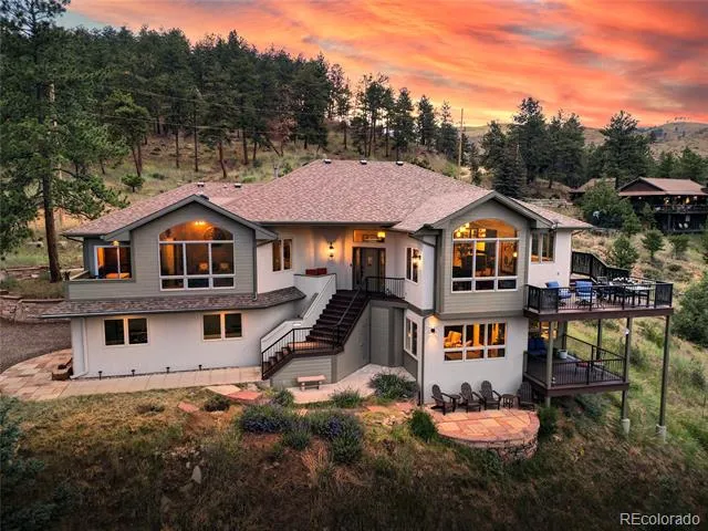 16 Camino Bosque Boulder, CO 80302